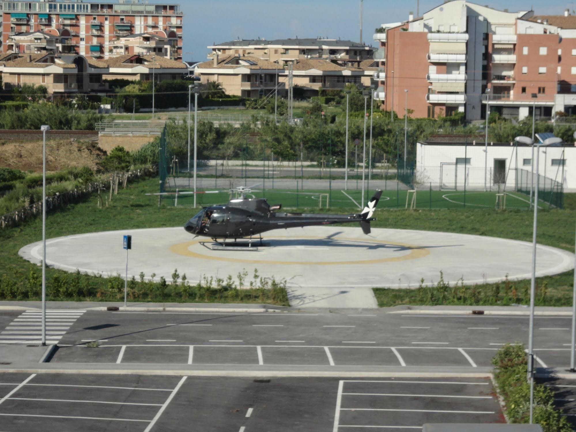 Cosmopolitan Hotel Civitanova Marche Exteriér fotografie